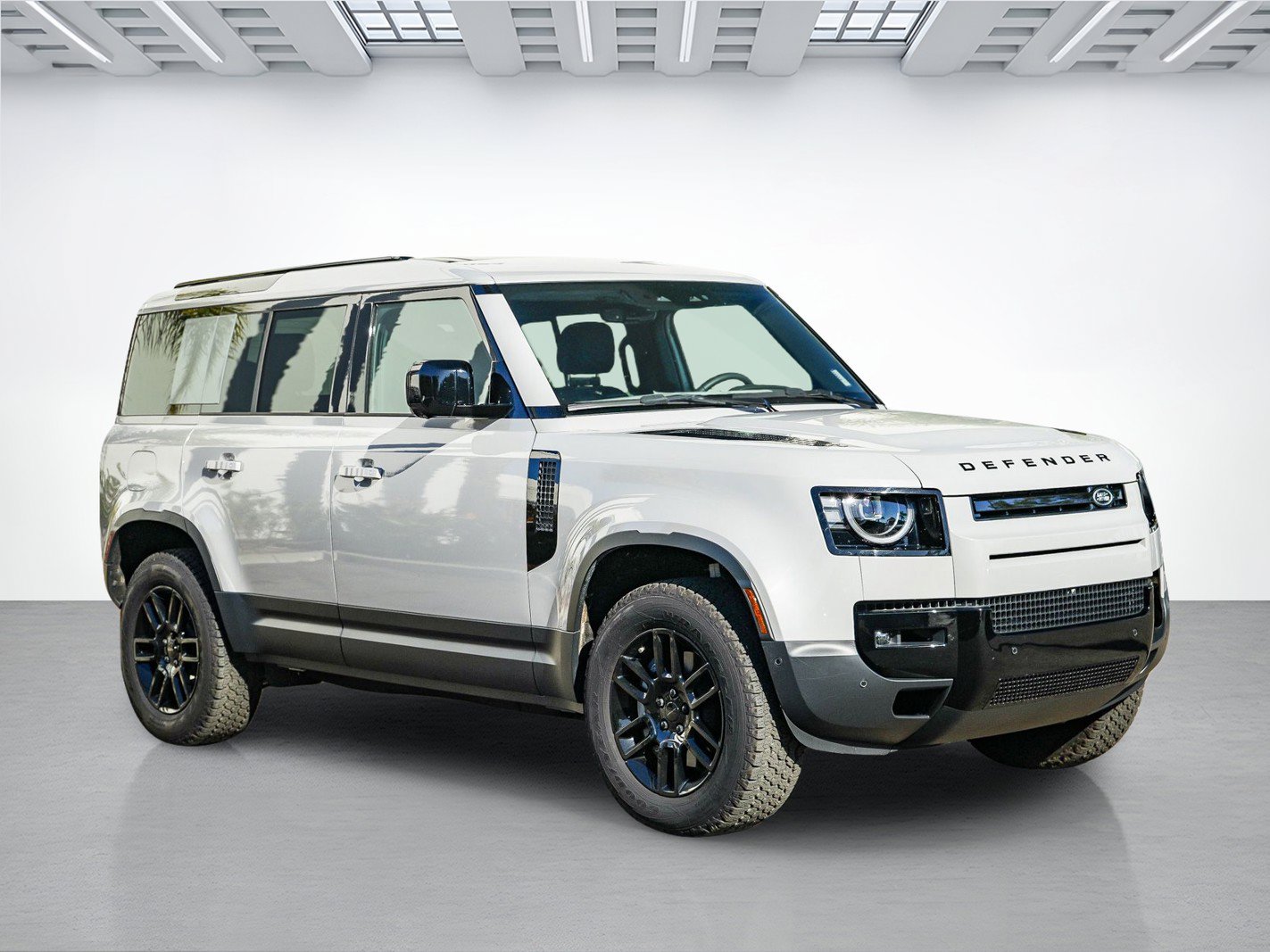 Certified 2026 Land Rover Defender 110 S AWD/4WD image 3