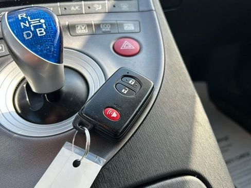 Used 2015 Toyota Prius Two image 41