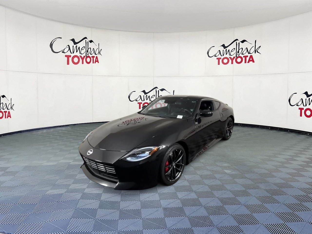 Used 2024 Nissan Z Performance w/ Floor Mat Package RWD image 6