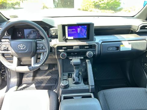 New 2026 Toyota 4Runner SR5 AWD/4WD image 20