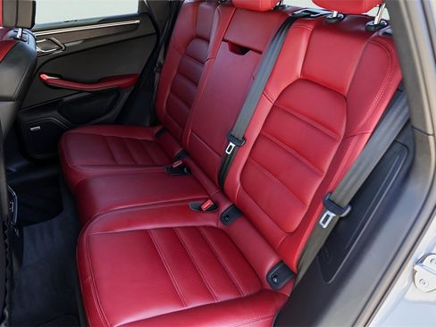 Used 2022 Porsche Macan GTS image 30