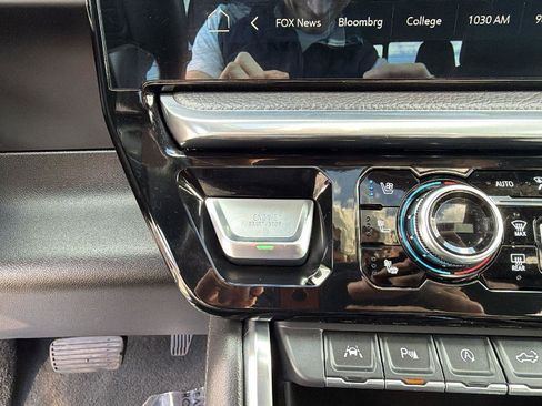 Used 2023 GMC Sierra 1500 Denali w/ Denali Reserve Package image 20