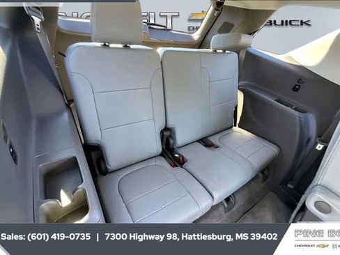 Certified 2020 Chevrolet Traverse LT image 21