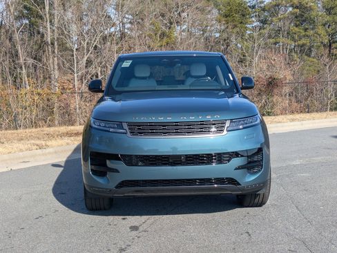 New 2026 Land Rover Range Rover Sport SE image 2