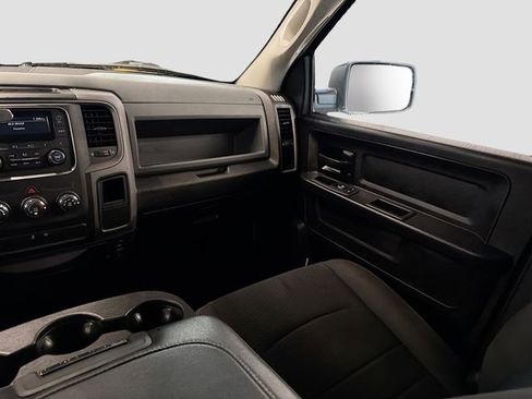 Used 2019 RAM 1500 Express image 21