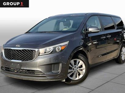 Used 2017 Kia Sedona LX