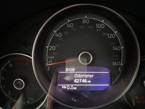 Used 2019 Volkswagen Beetle 2.0T Final Edition SEL image 19