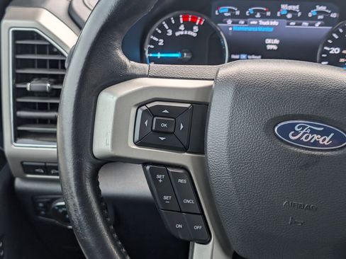 Certified 2022 Ford F250 Lariat w/ Lariat Value Package image 18