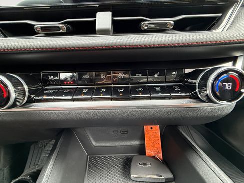 New 2026 Chevrolet Equinox RS w/ Convenience Package III image 11