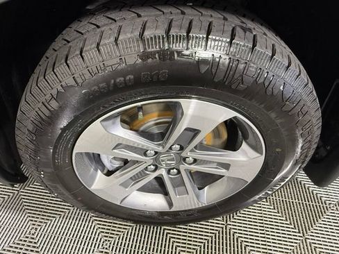 Used 2025 Honda Pilot EX-L image 14