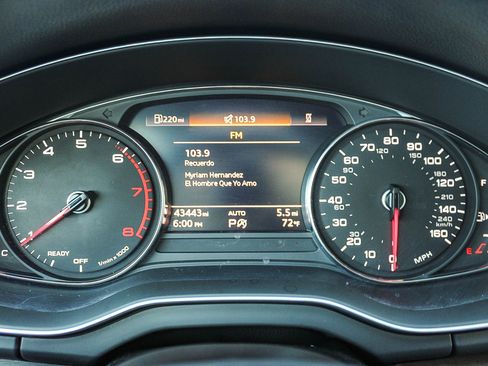 Used 2022 Audi Q5 2.0T Premium w/ Convenience Package image 24