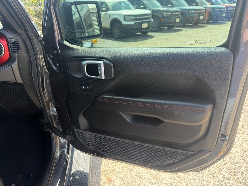 Used 2021 Jeep Wrangler Unlimited Rubicon AWD/4WD image 13