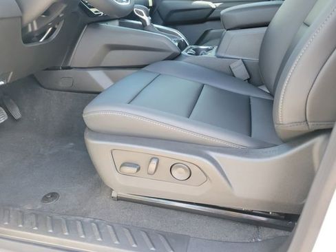 New 2026 GMC Canyon Elevation w/ Convenience Package AWD/4WD image 13
