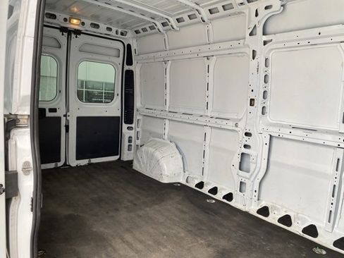 Used 2021 RAM ProMaster 2500 image 27