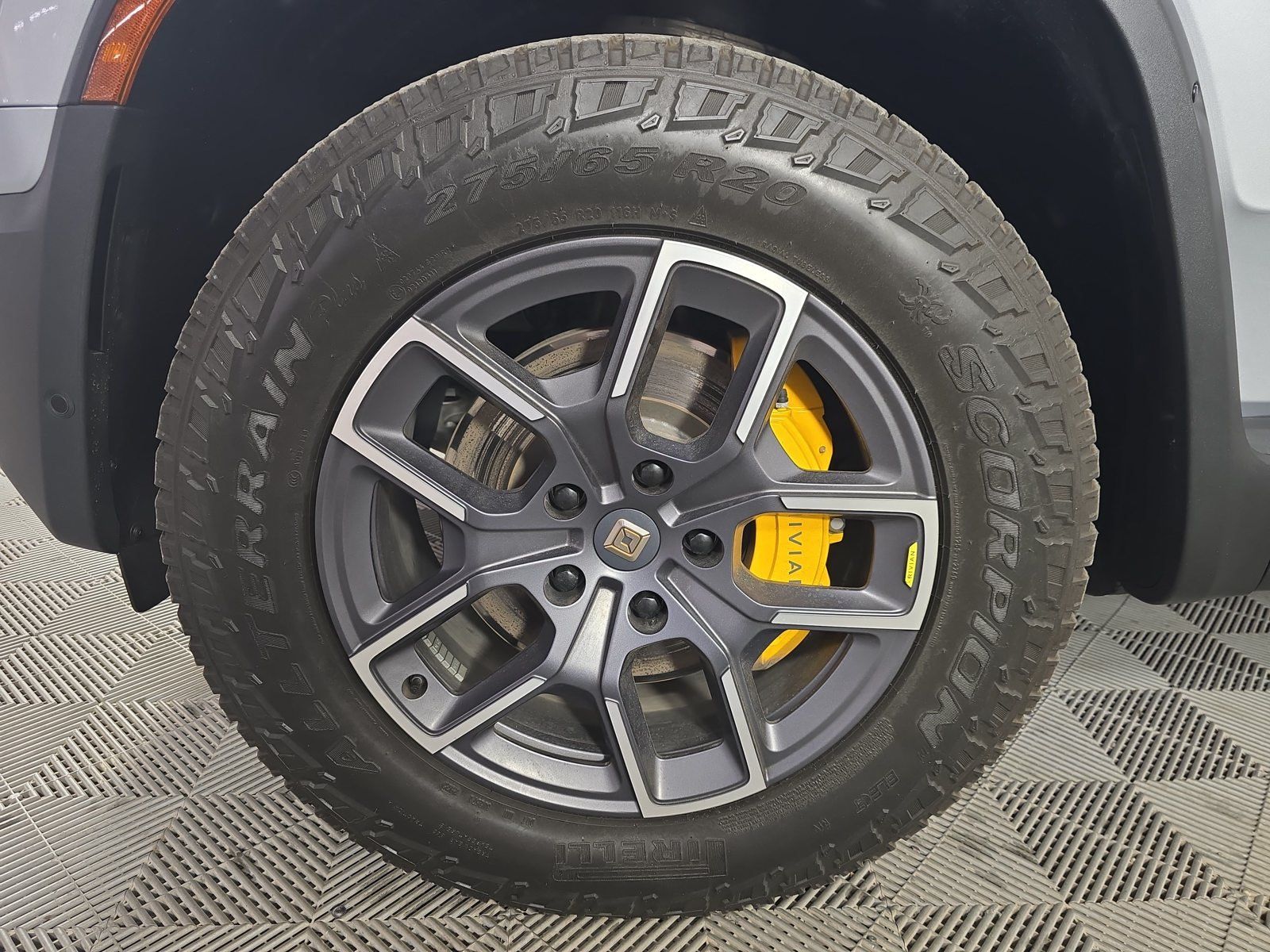 Used 2022 Rivian R1T Launch Edition AWD/4WD image 9