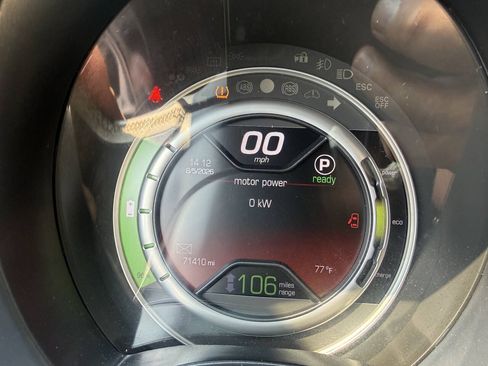 Used 2016 FIAT 500 e FWD image 21