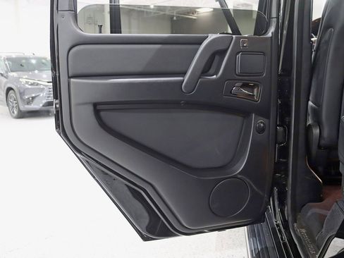 Used 2013 Mercedes-Benz G 550 image 35