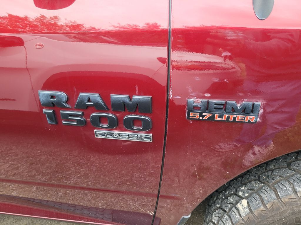 Used 2019 RAM 1500 Express w/ Wheel & Sound Group AWD/4WD image 4