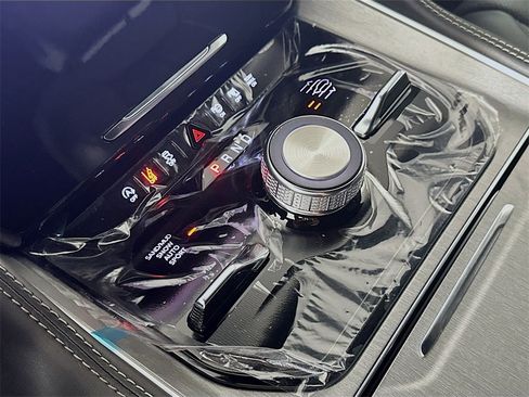 New 2025 Jeep Wagoneer Series II w/ Convenience Group I image 13