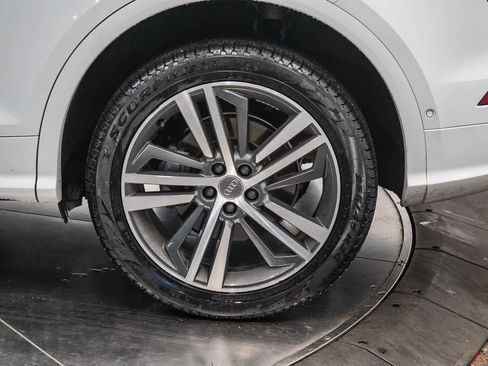 Used 2020 Audi Q5 e Prestige w/ Prestige Package image 10