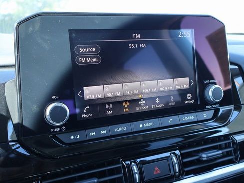 New 2025 Nissan Pathfinder SV w/ SV Premium Package image 3