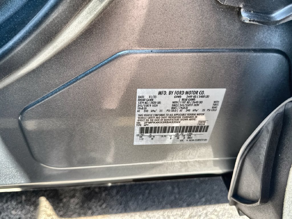 Used 2024 Ford Edge Titanium AWD/4WD image 10