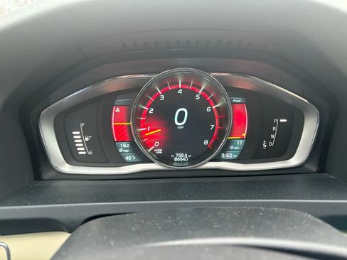 Used 2015 Volvo S60 T5 Premier image 22