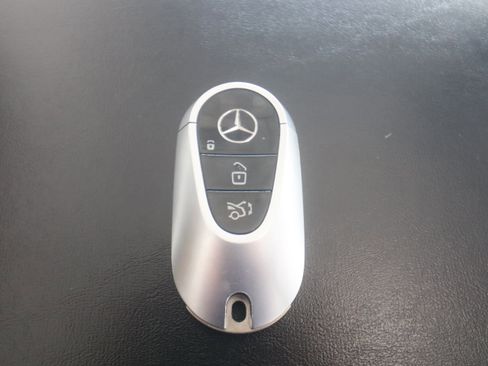 Certified 2023 Mercedes-Benz EQS 580 4MATIC SUV image 23