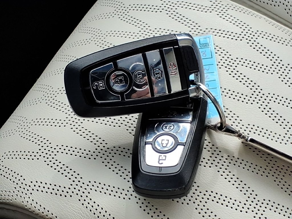 Used 2024 Lincoln Aviator Black Label AWD/4WD image 30