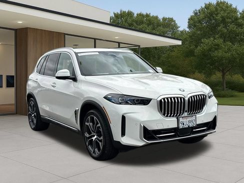 Used 2026 BMW X5 xDrive40i w/ Premium Package AWD/4WD image 6