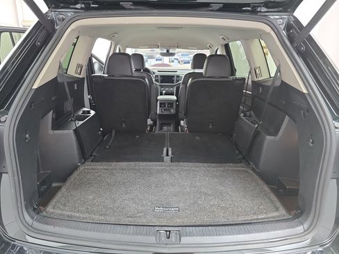 Used 2021 Volkswagen Atlas SE image 13