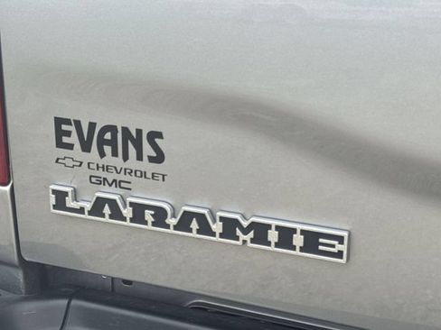 Used 2024 RAM 2500 Laramie AWD/4WD image 32