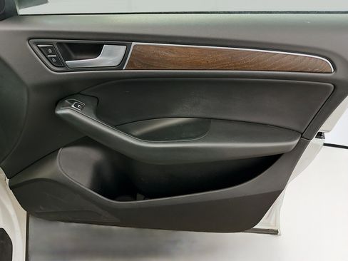 Used 2013 Audi Q5 2.0T Premium w/ Convenience Pkg image 31