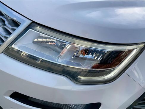 Used 2017 Ford Explorer Platinum AWD/4WD image 28