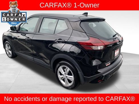 Used 2022 Nissan Kicks S FWD image 3