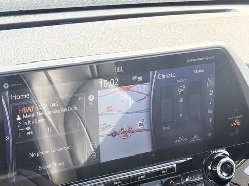 Used 2021 Toyota Highlander Limited image 15