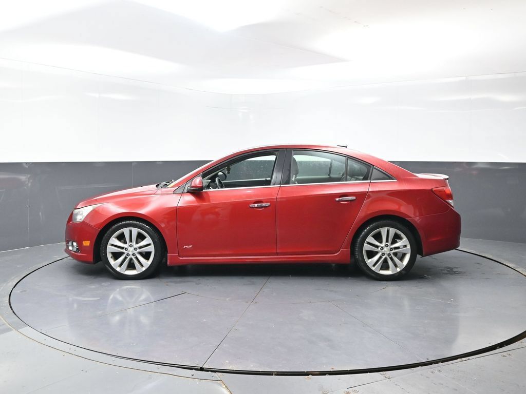 Used 2014 Chevrolet Cruze LTZ w/ Sun, Sound and Sport Package FWD image 9