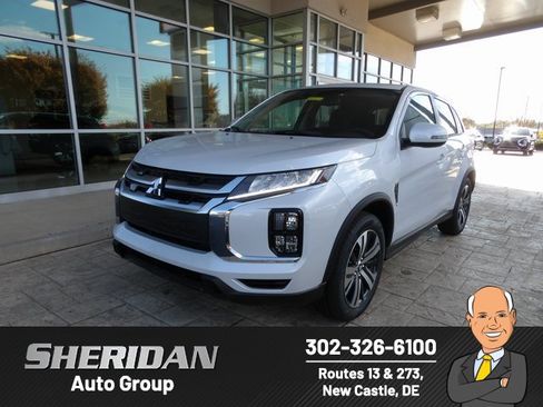 New 2025 Mitsubishi Outlander Sport SE image 1