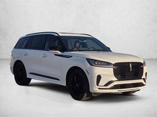 New 2026 Lincoln Aviator Reserve w/ Jet Appearance Package video 4