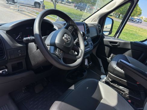 Used 2023 RAM ProMaster 2500 image 15