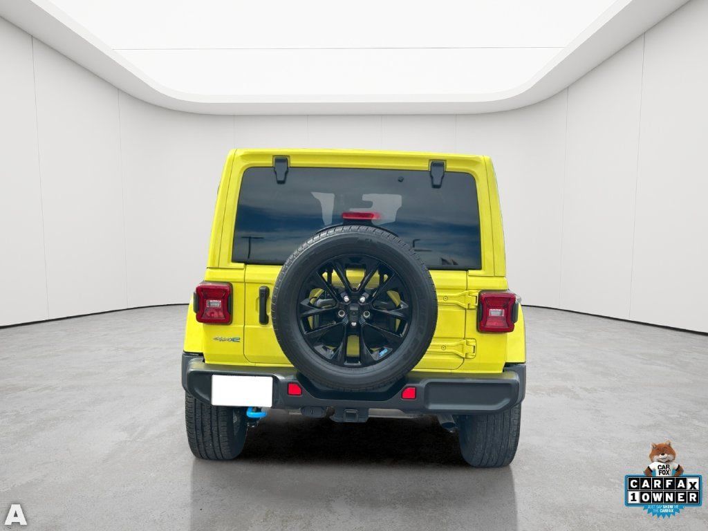Certified 2023 Jeep Wrangler Unlimited Sahara AWD/4WD image 9