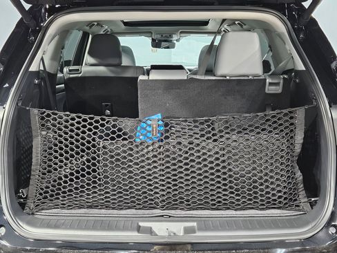 New 2026 Toyota Highlander Platinum AWD/4WD image 23