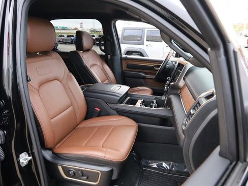 Used 2022 RAM 1500 Limited w/ Body Color Bumper Group image 27