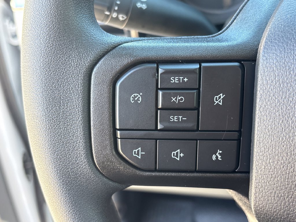 New 2026 Ford F350 XL w/ 360-Degree Camera Package RWD image 17
