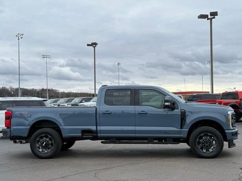 Certified 2023 Ford F250 Lariat w/ Sport Appearance Package image 44