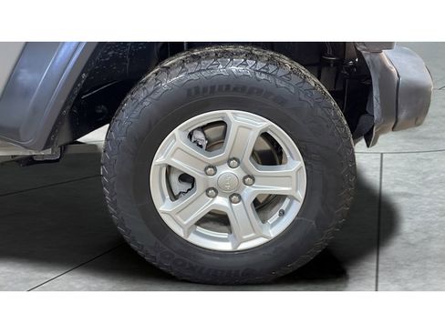 Used 2019 Jeep Wrangler Unlimited Sport S AWD/4WD image 19