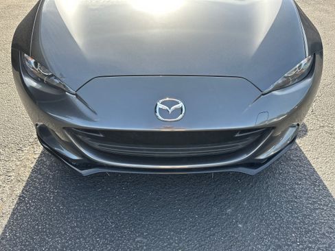 Used 2019 MAZDA MX-5 Miata Club RWD image 19