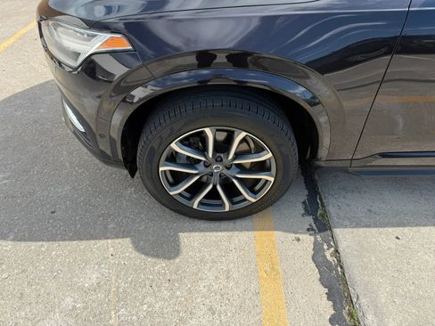 Used 2016 Volvo XC90 T6 Momentum w/ Momentum Plus Package AWD/4WD image 48