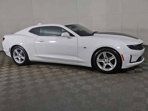 Used 2022 Chevrolet Camaro LT image 19