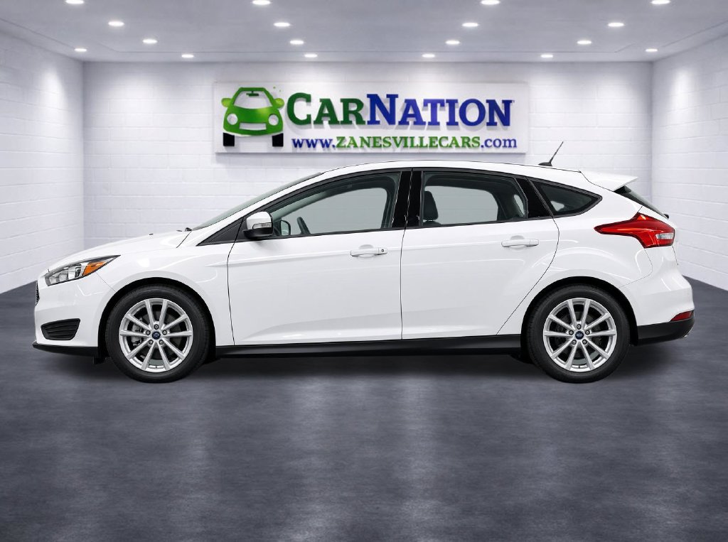 Used 2015 Ford Focus SE w/ Equipment Group 201A FWD image 3